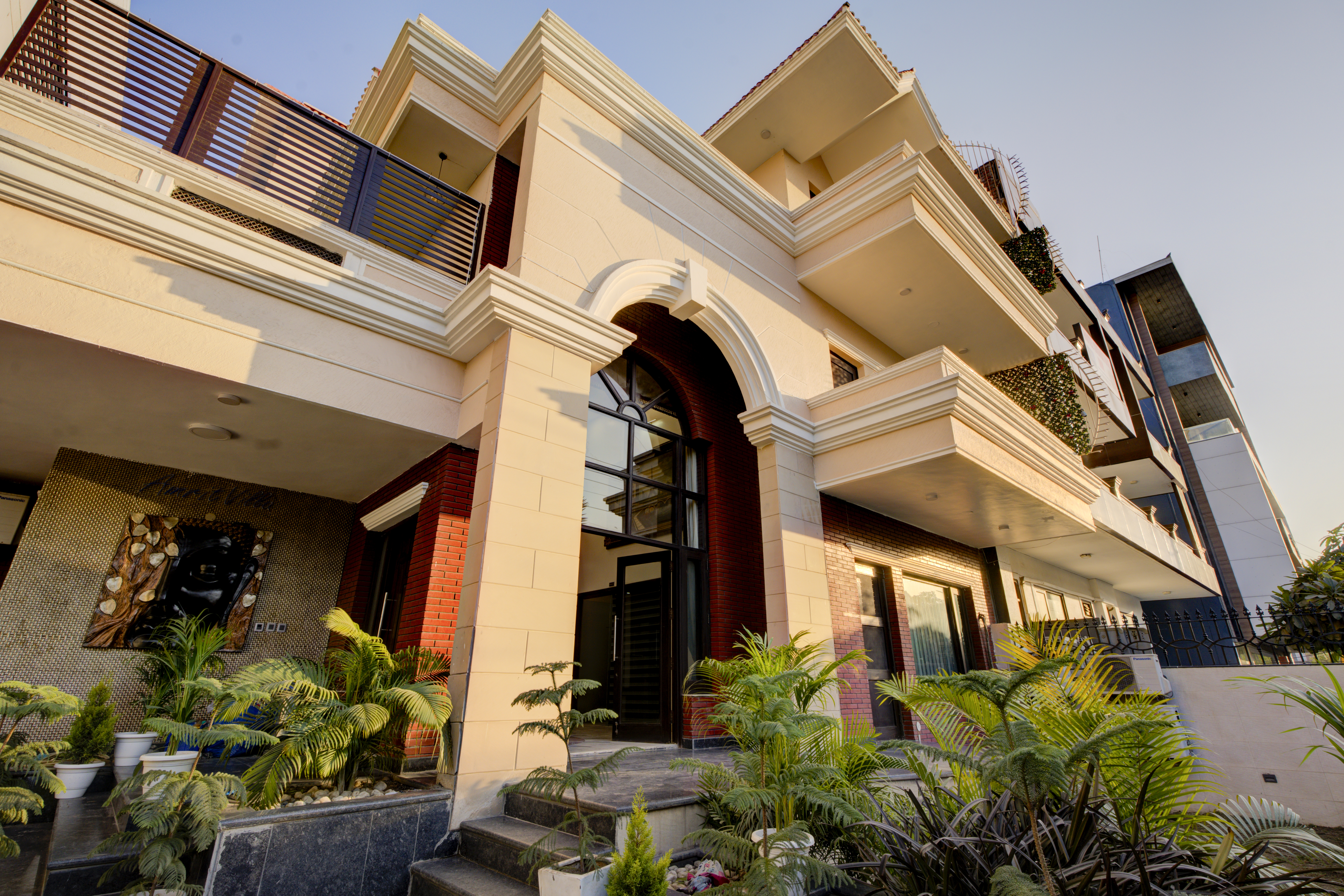 Sector 42 Property Exterior