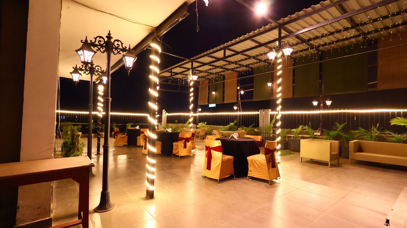 Hero - Rooftop Event Space