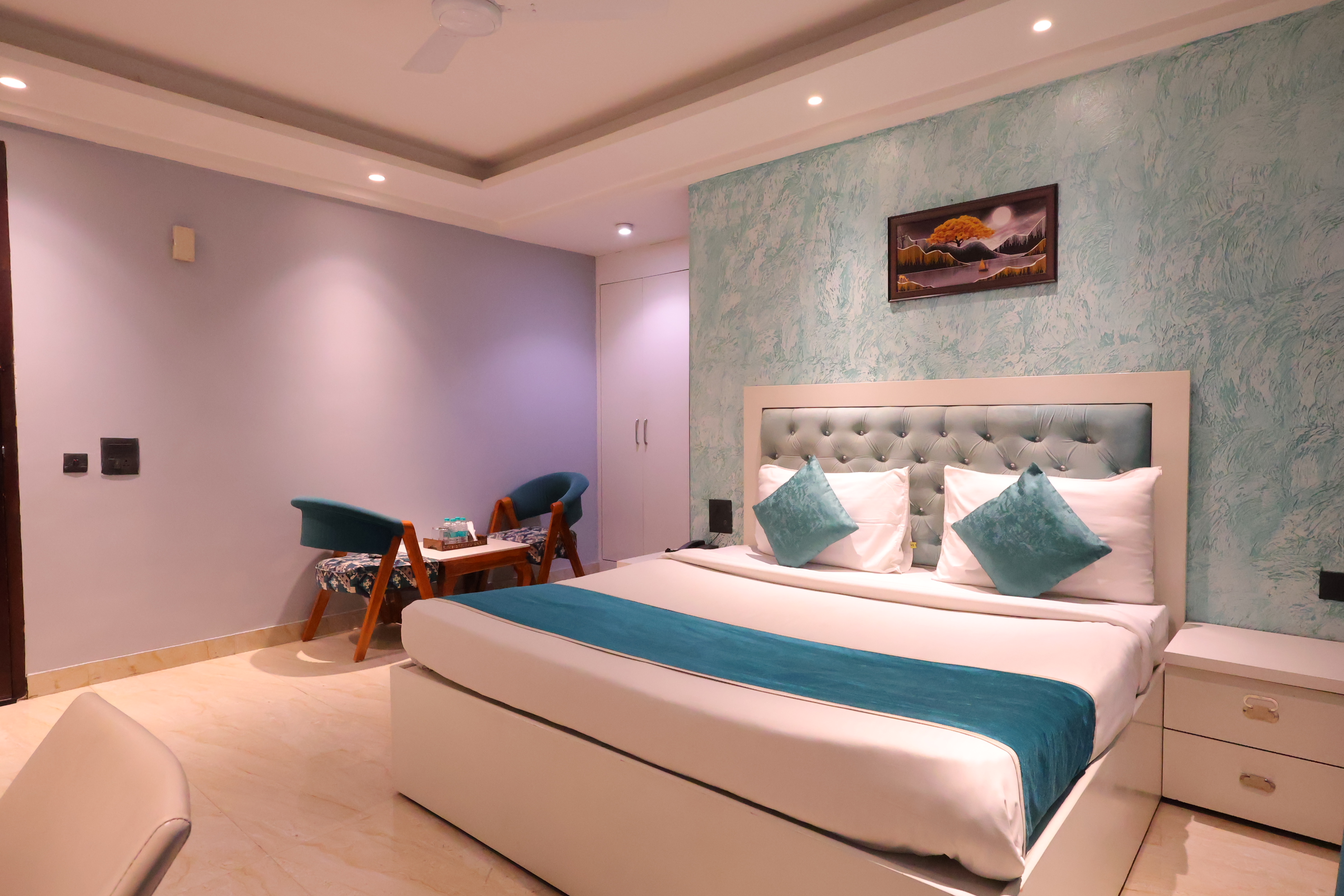 S46 Deluxe Residential Room