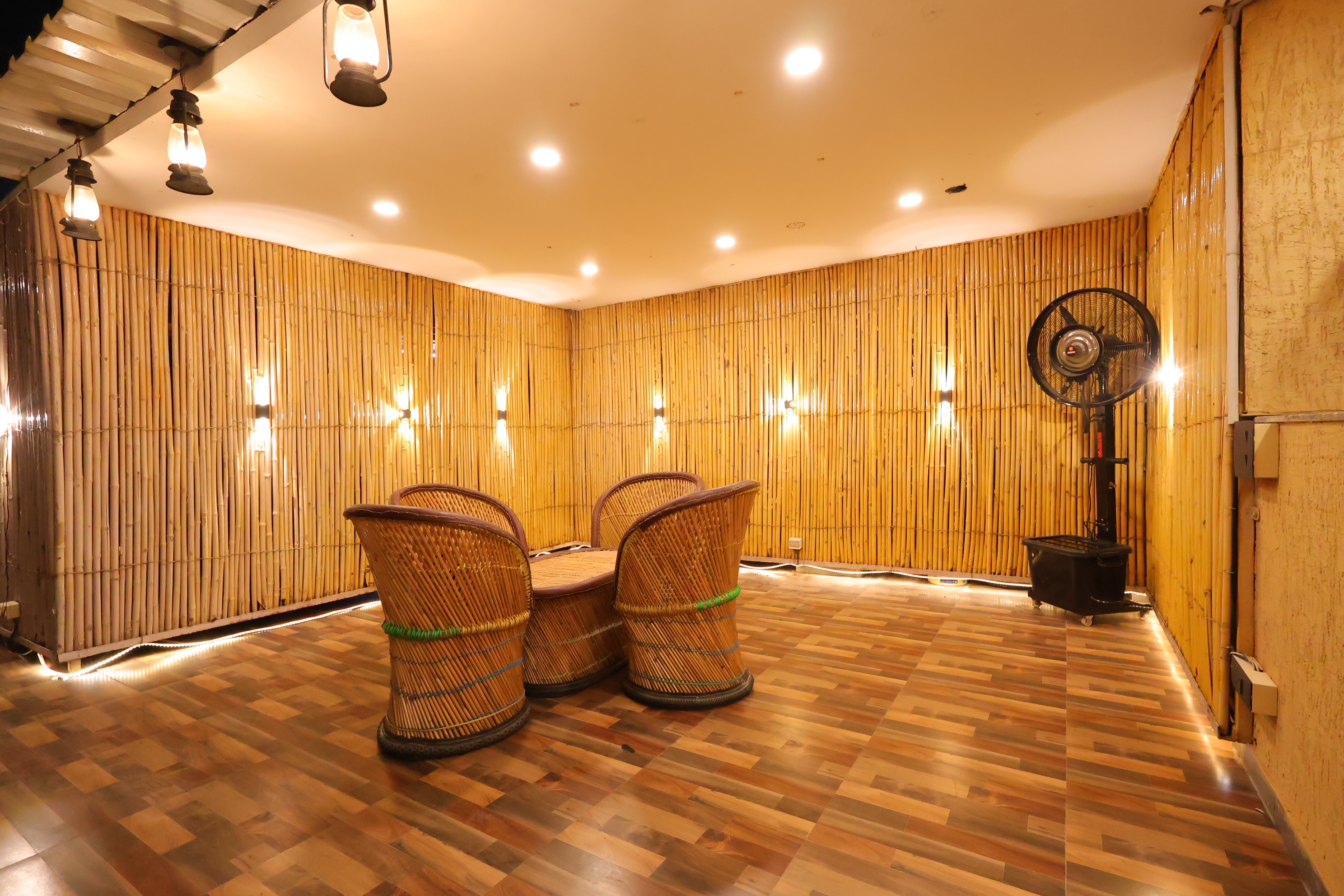 Gallery - S46 Exterior